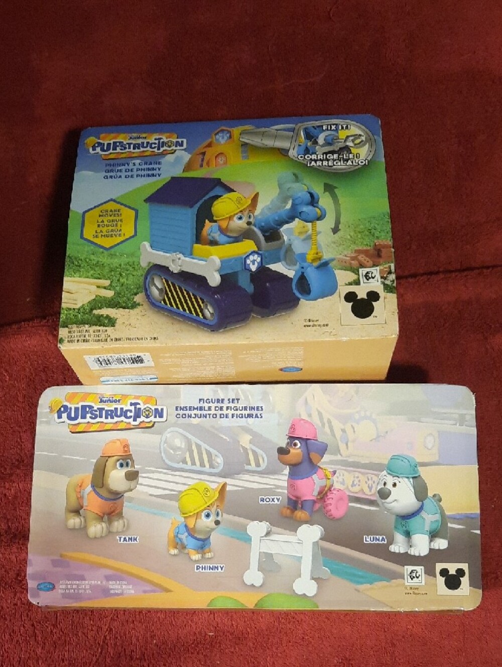Pupstruction Bundle Phinny's Crane Playset And 5 Piece Figurines Set - Picture 2 of 4